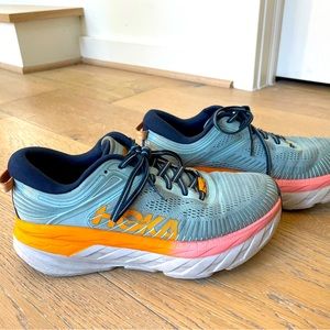Women’s Hoka Bondi